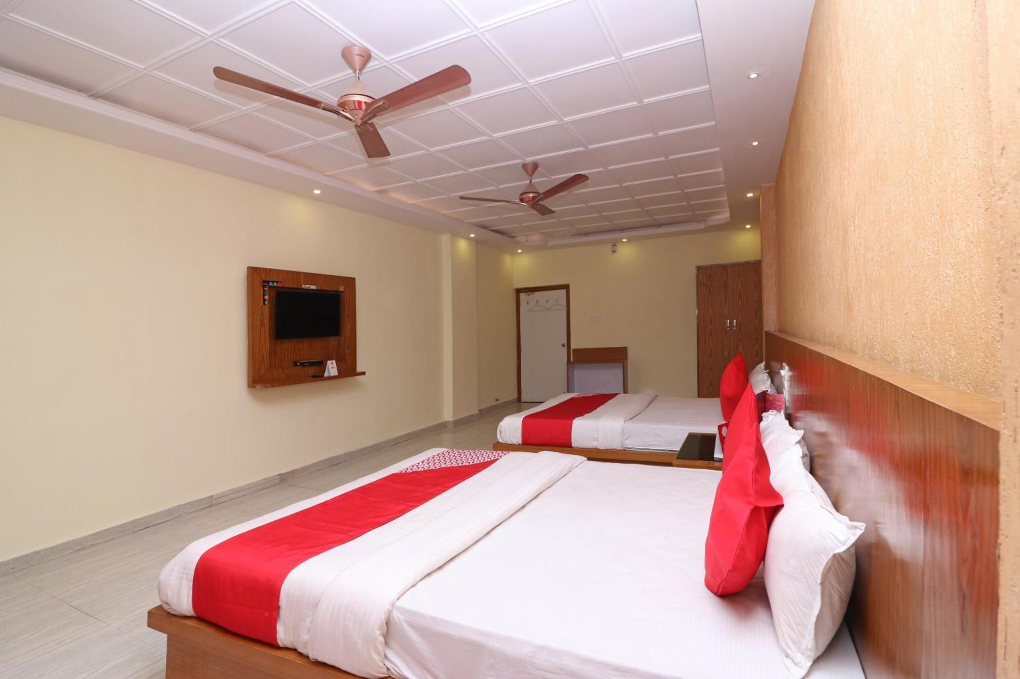 בודהגאיה Hotel O G K Palace מראה חיצוני תמונה