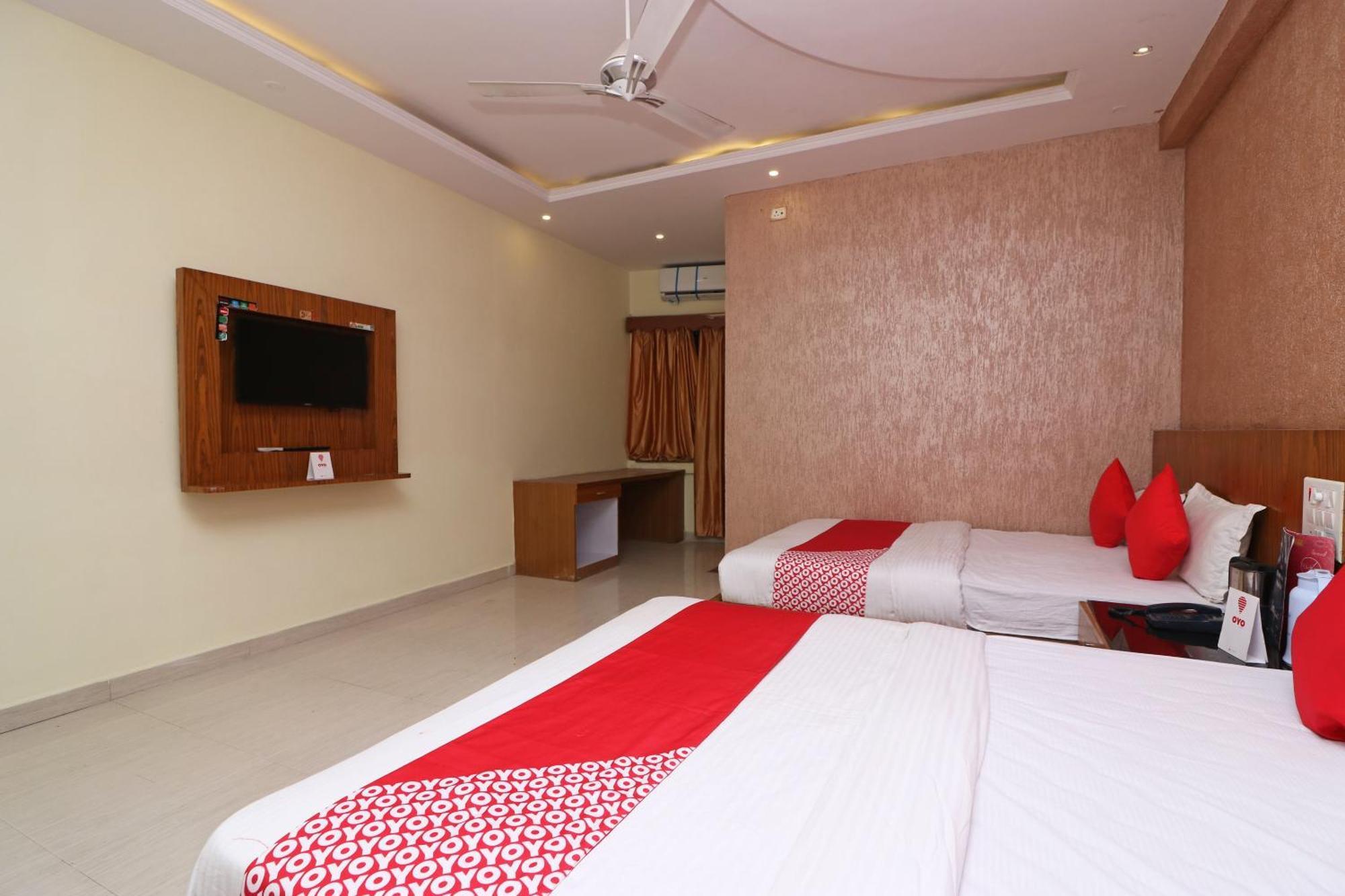 בודהגאיה Hotel O G K Palace מראה חיצוני תמונה