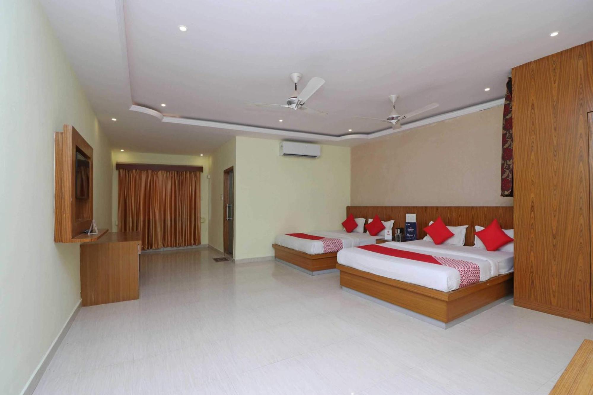 בודהגאיה Hotel O G K Palace מראה חיצוני תמונה